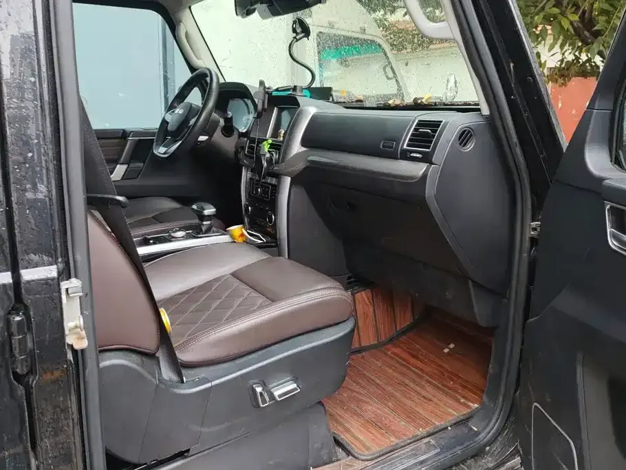 Beijing Off-Road BJ80