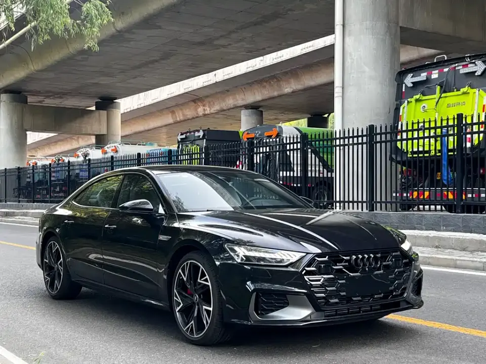 Audi A7L