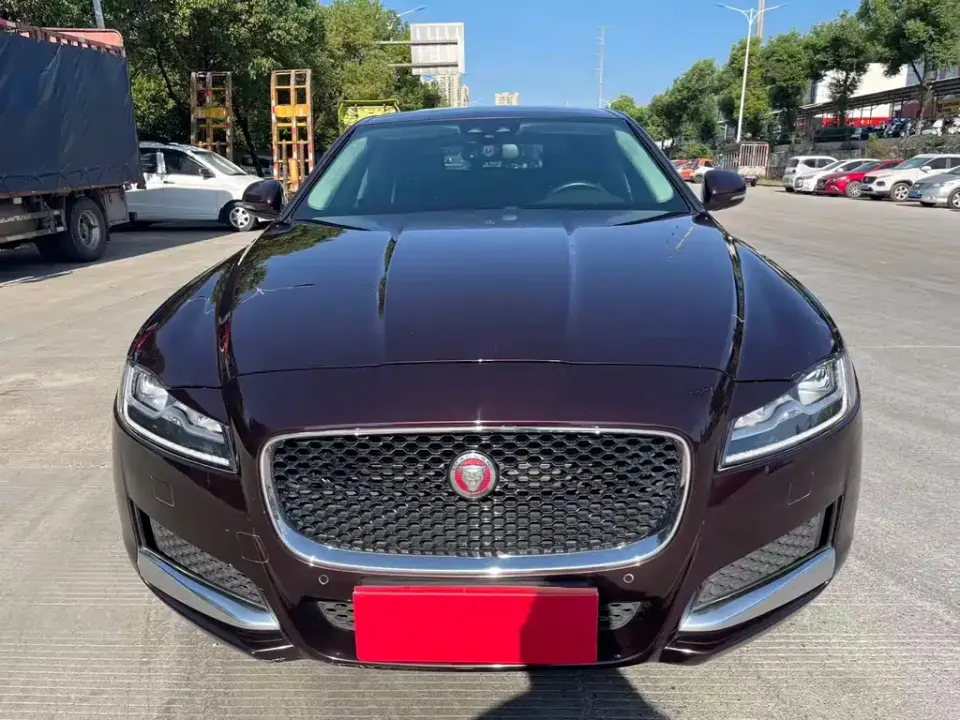 Jaguar XFL