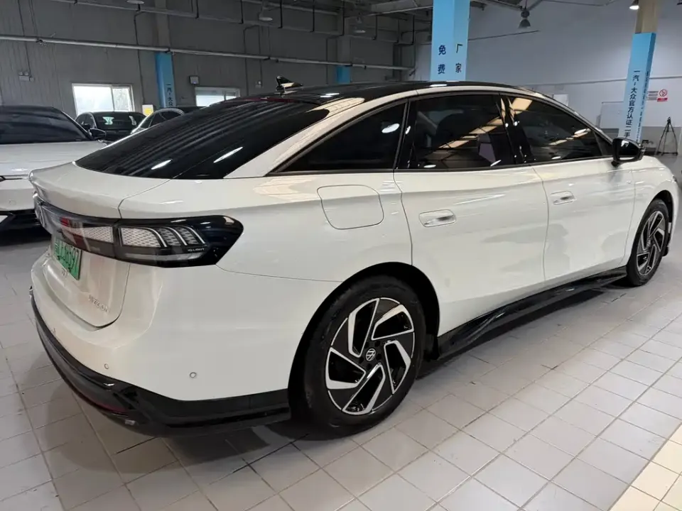 Volkswagen ID.7 VIZZION
