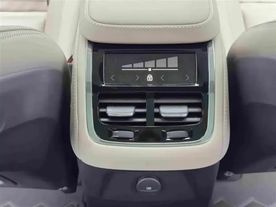 Volvo XC90 PHEV