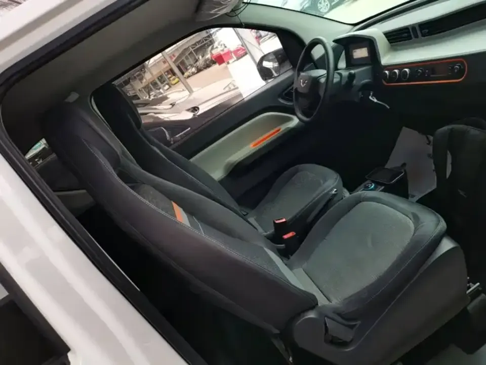 Wuling MINIEV