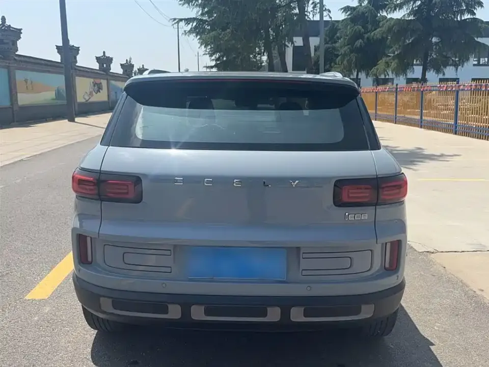Geely ICON