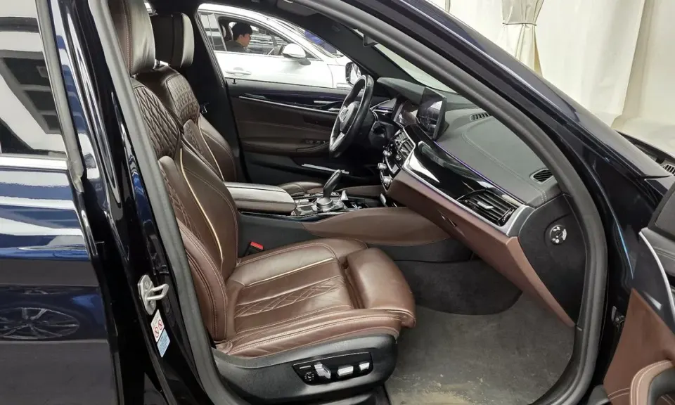 BMW 5-Series