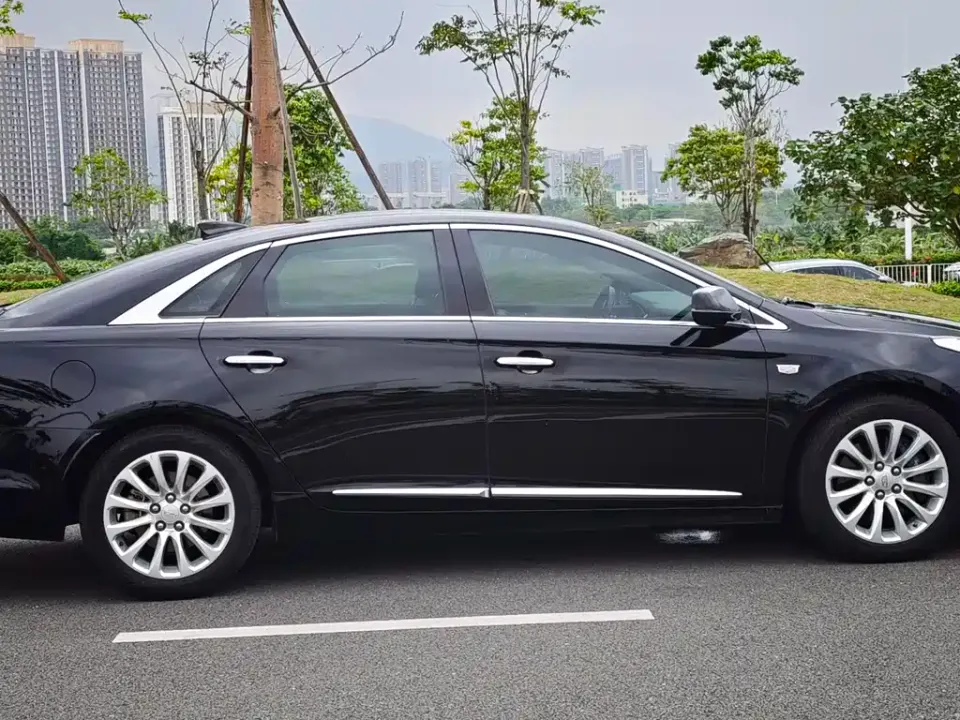 Cadillac XTS