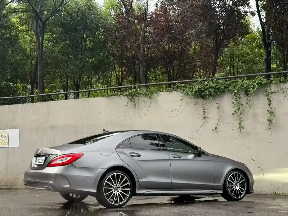 Mercedes-Benz CLS
