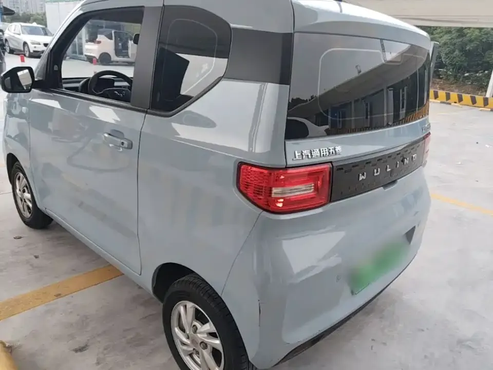 Wuling MINIEV