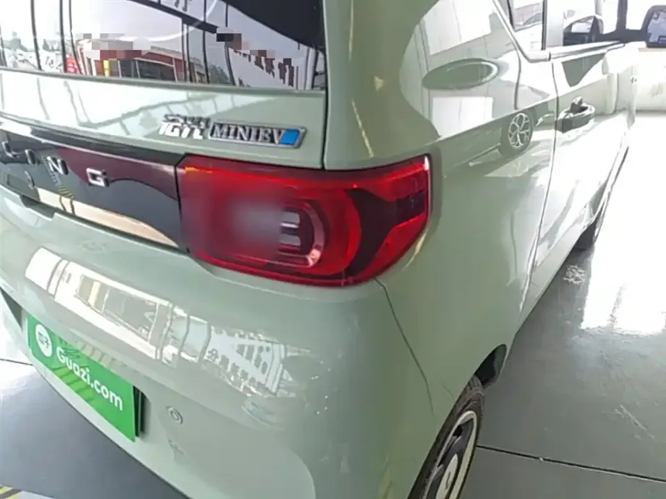Wuling MINIEV