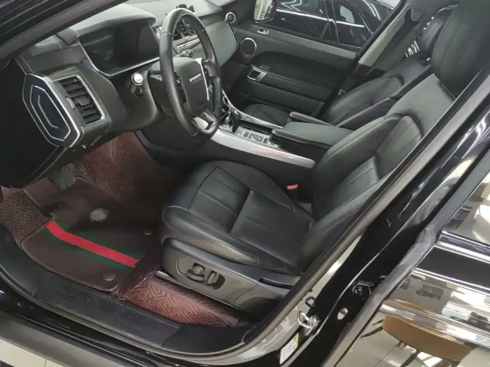 Land Rover Sport