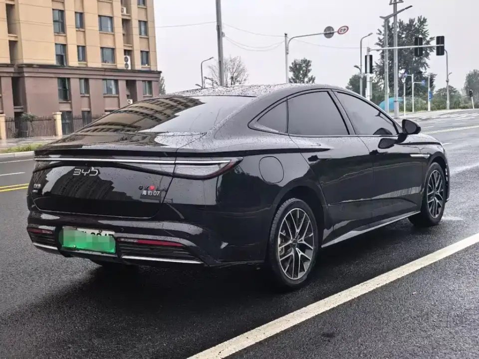 BYD Seal 07 DM-i