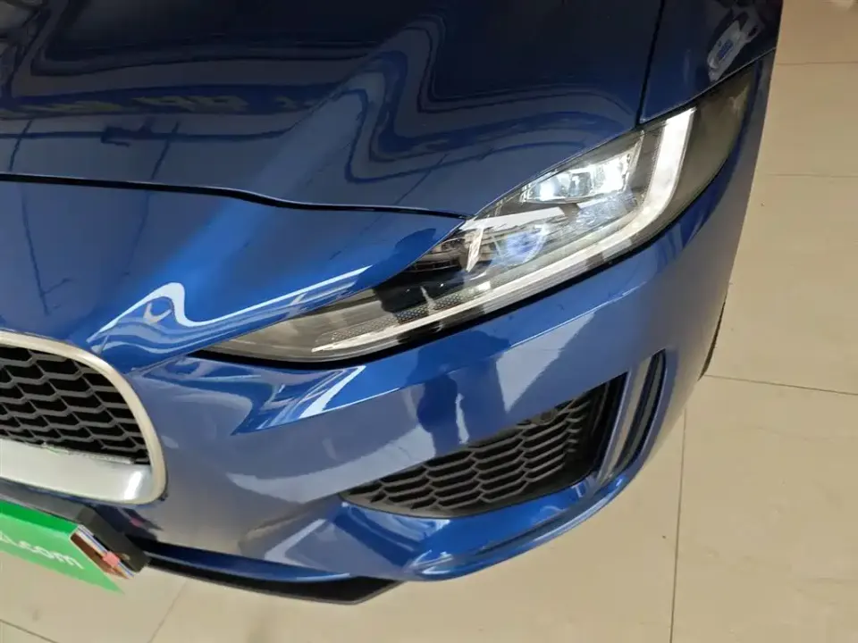 Jaguar XEL