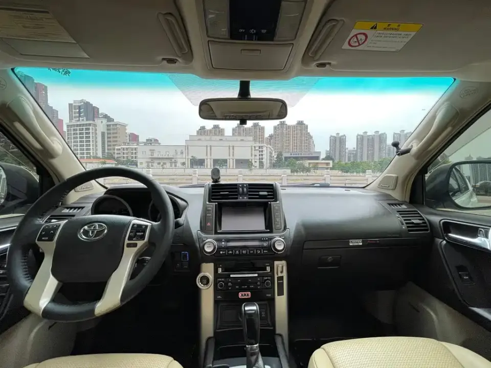 Toyota Prado