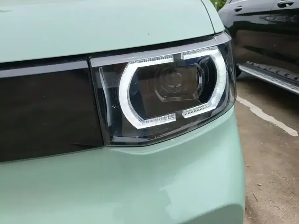Wuling MINIEV