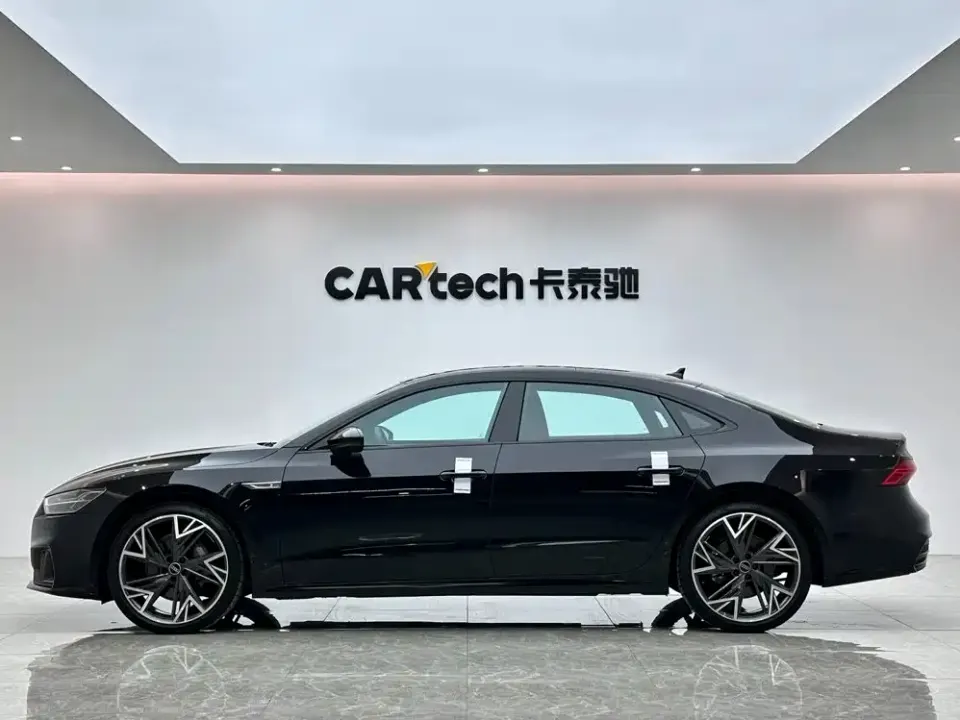 Audi A7L