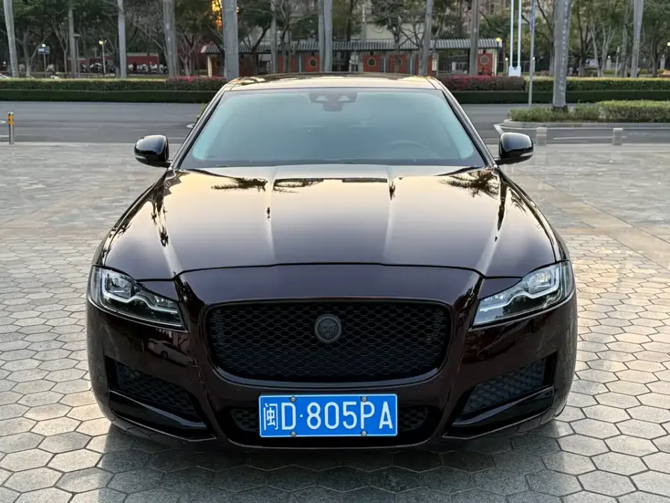 Jaguar XFL