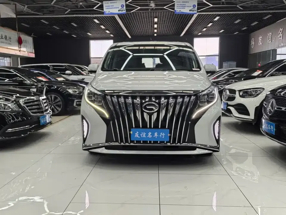 GAC Trumpchi M8