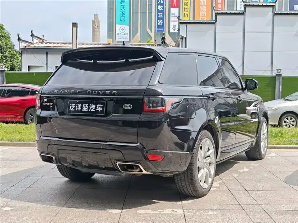 Land Rover Sport