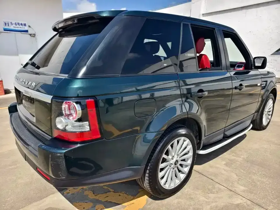 Land Rover Sport