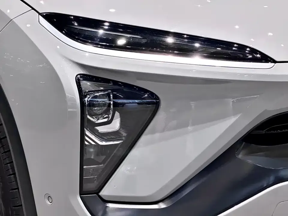 Nio EC6