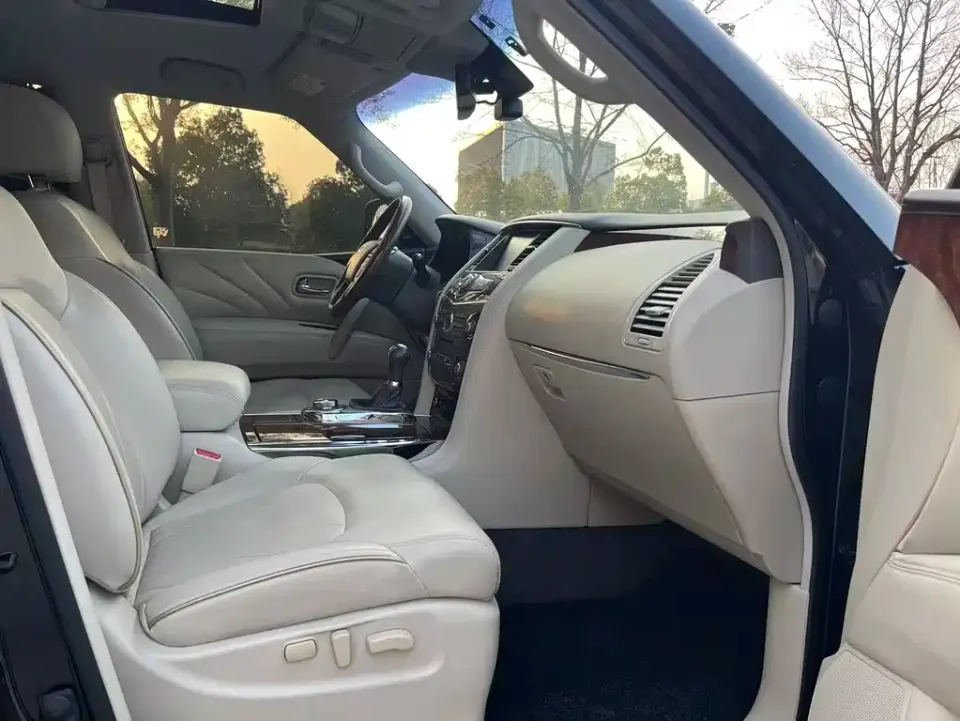 Infiniti QX80