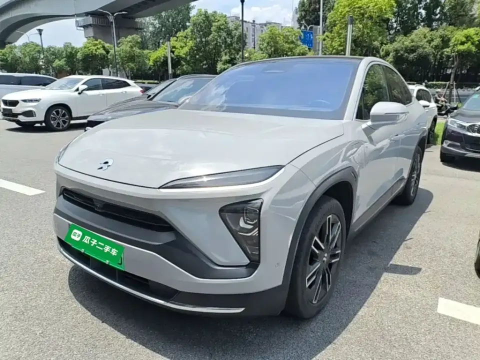 Nio EC6