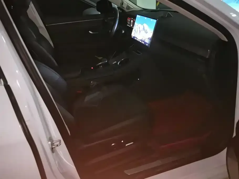 AITO AITO M5