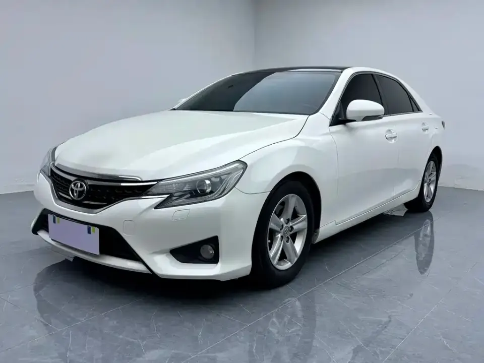 Toyota Reiz