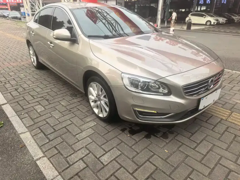Volvo S60