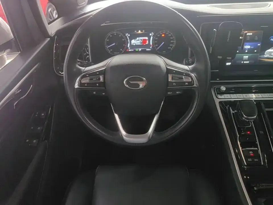 GAC Trumpchi M8