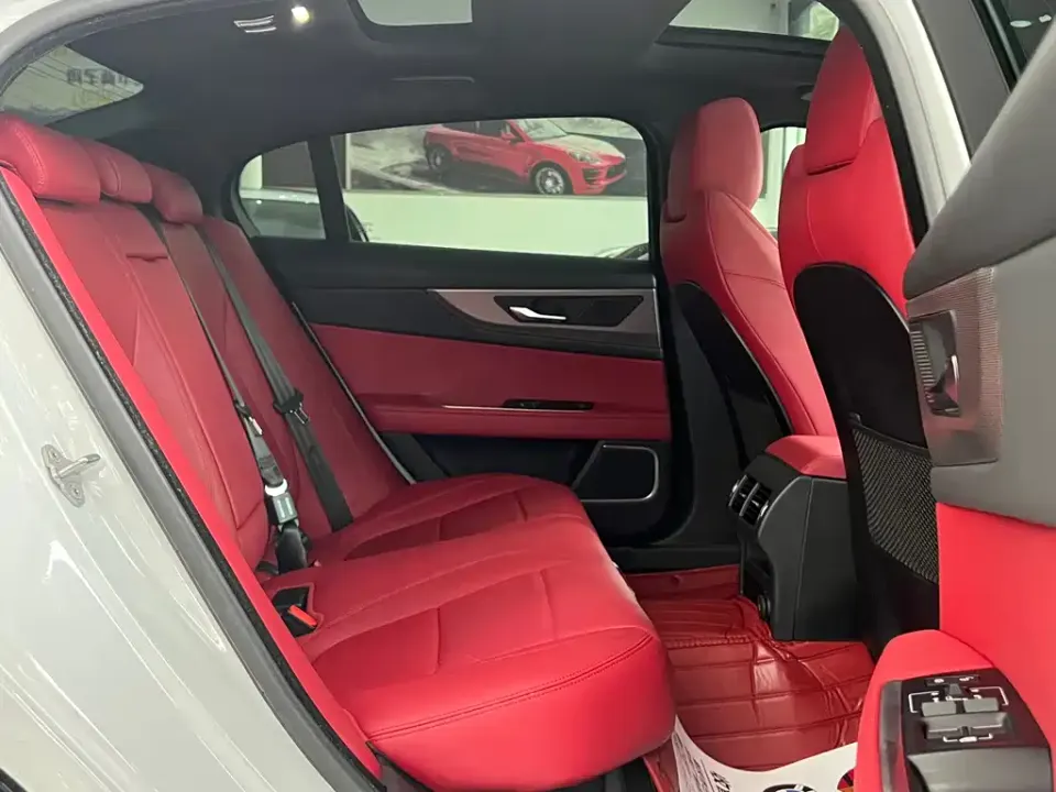 Jaguar XEL