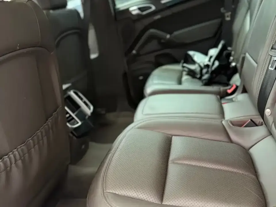 Porsche Cayenne Hybrid