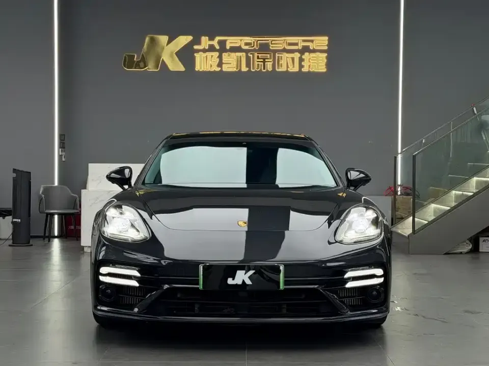 Porsche Panamera Hybrid