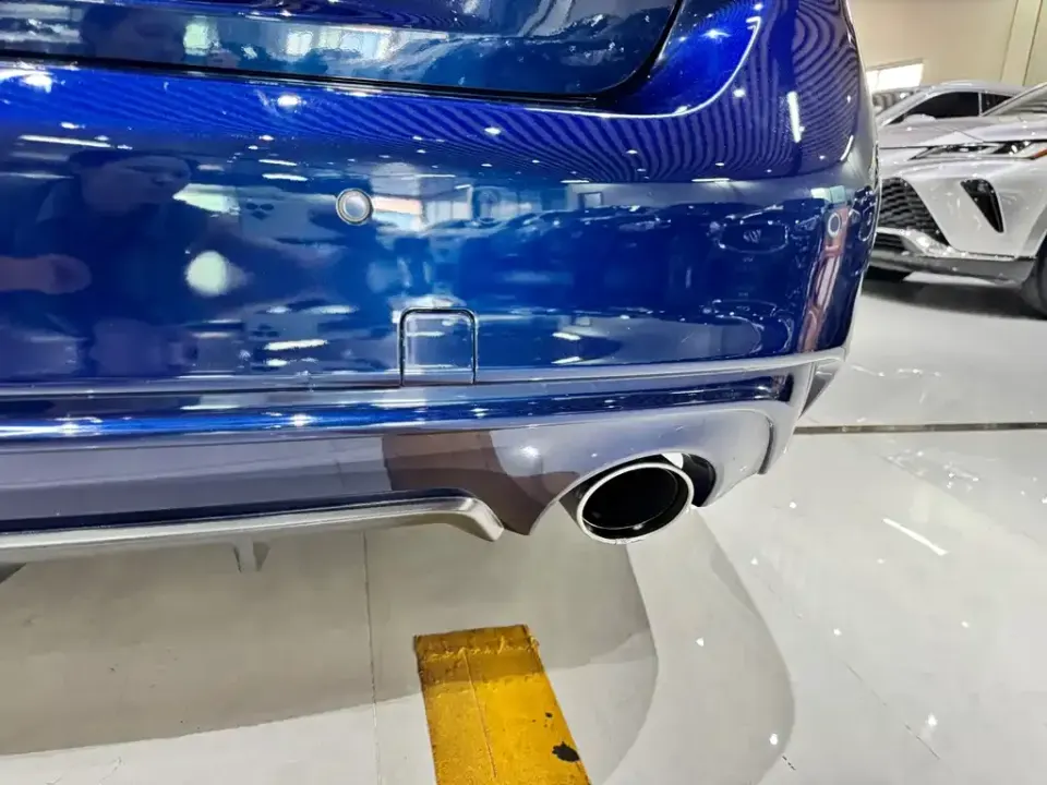 Infiniti Q50L