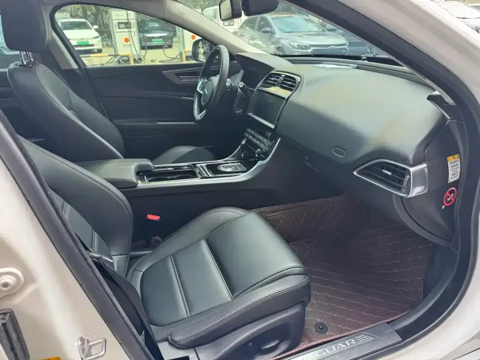Jaguar XEL