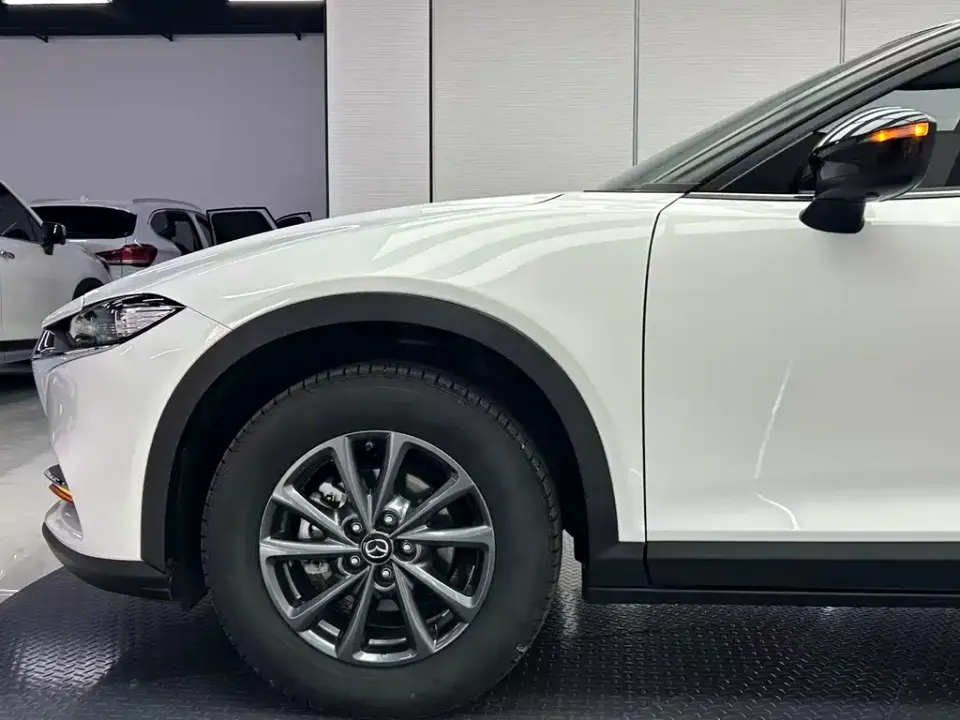 Mazda CX-4