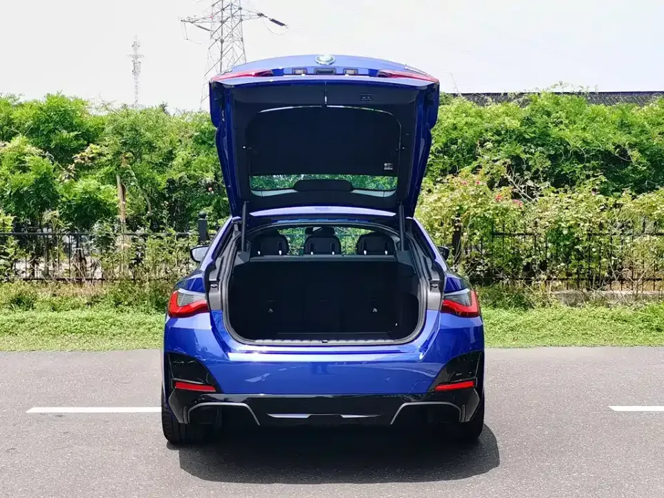 BMW i4 M