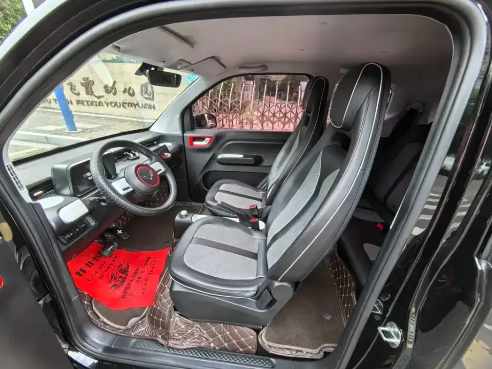 Wuling MINIEV