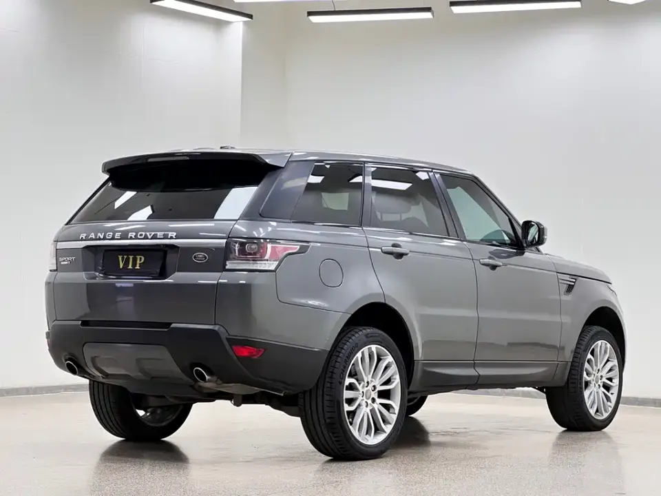 Land Rover Sport