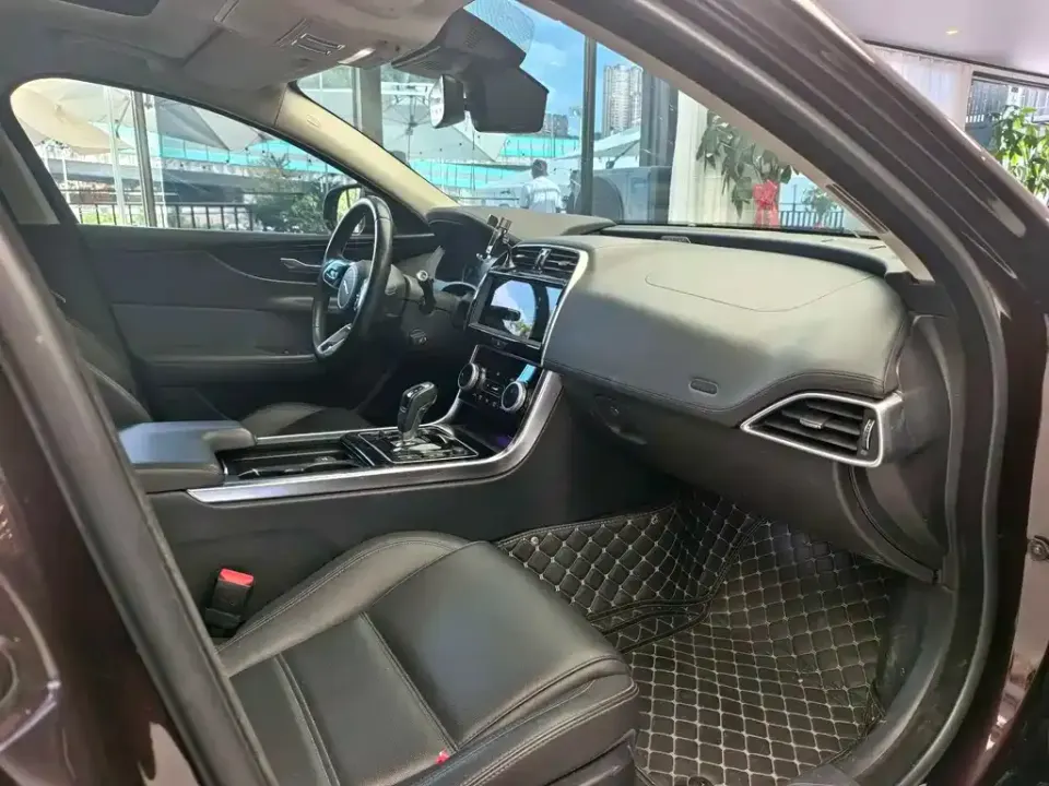 Jaguar XEL