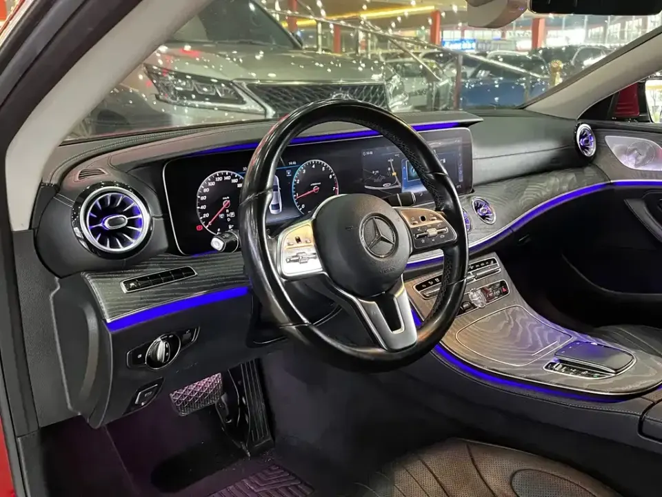 Mercedes-Benz CLS