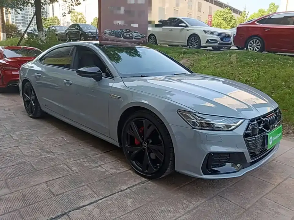 Audi A7L