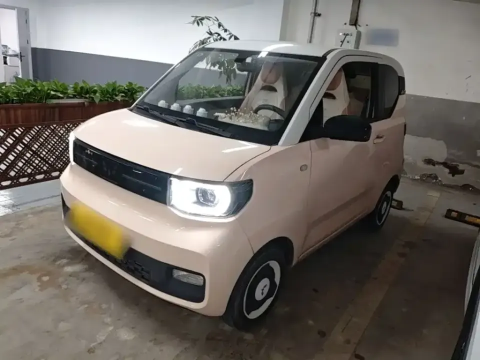 Wuling MINIEV