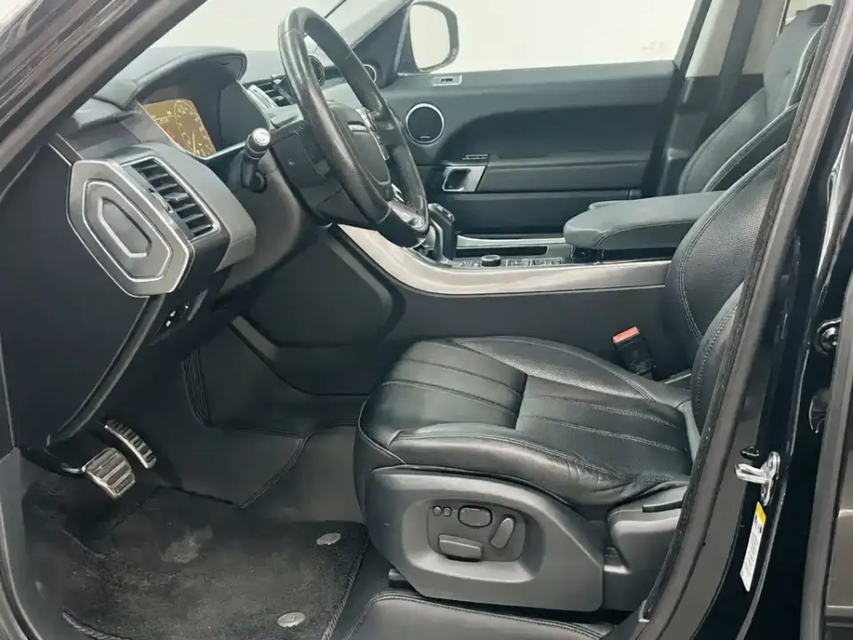 Land Rover Sport