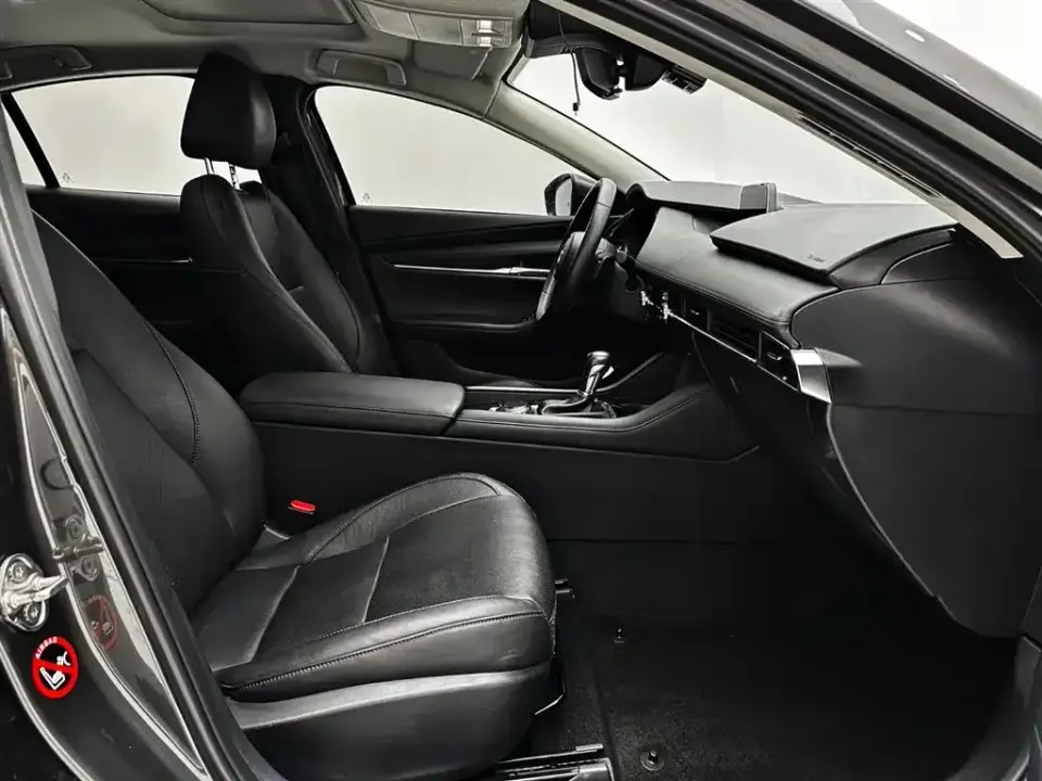 Mazda 3 Axela