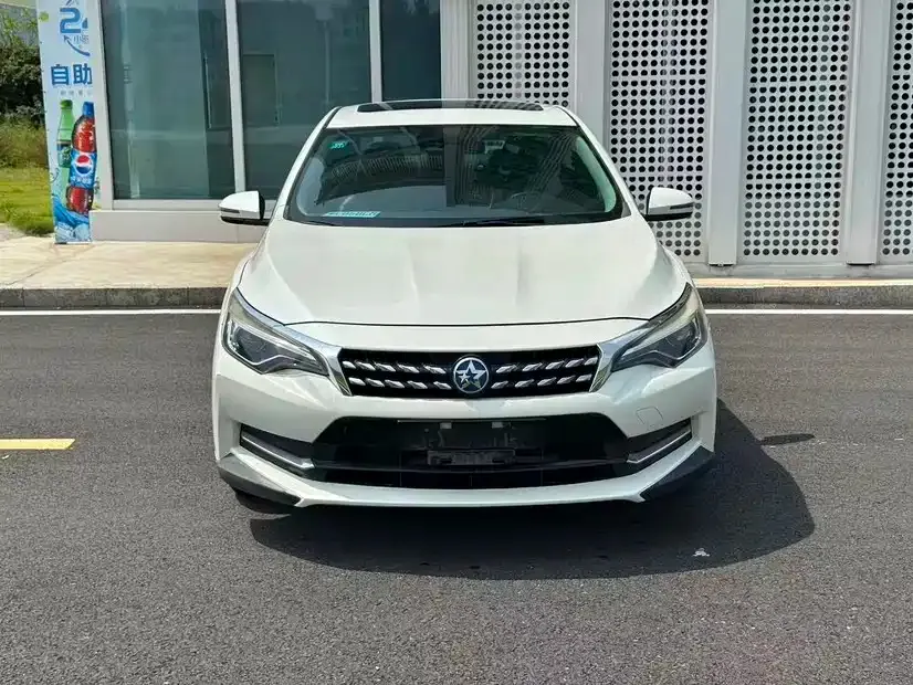 Venucia D60