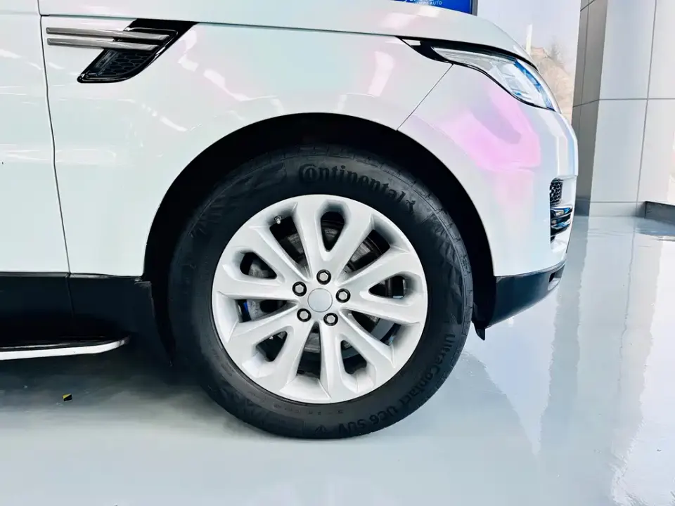 Land Rover Sport