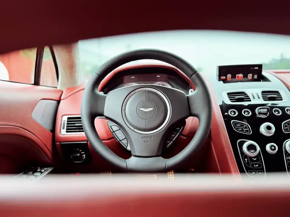 Aston Martin Rapide