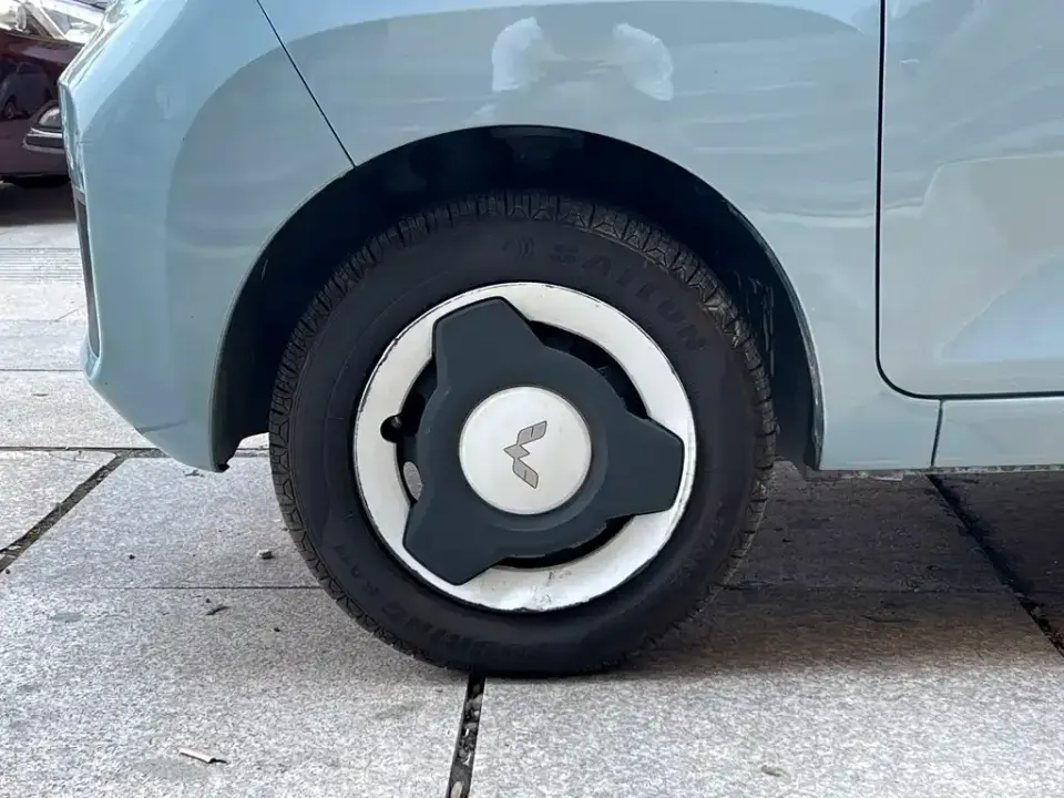 Wuling MINIEV