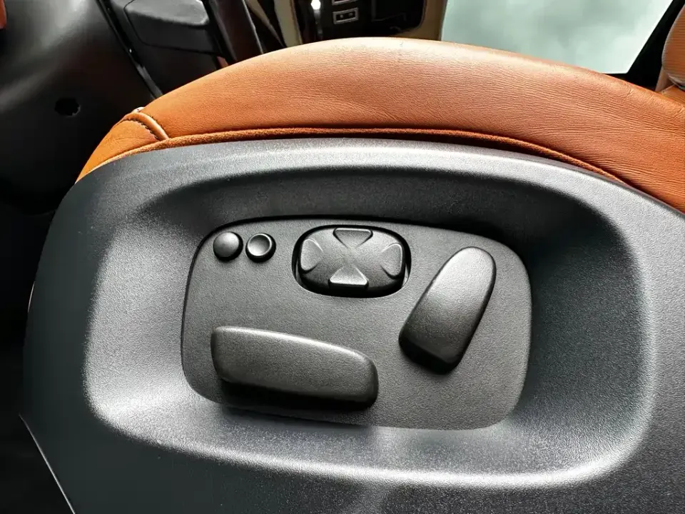 Land Rover Sport