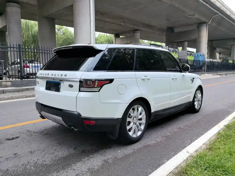 Land Rover Sport